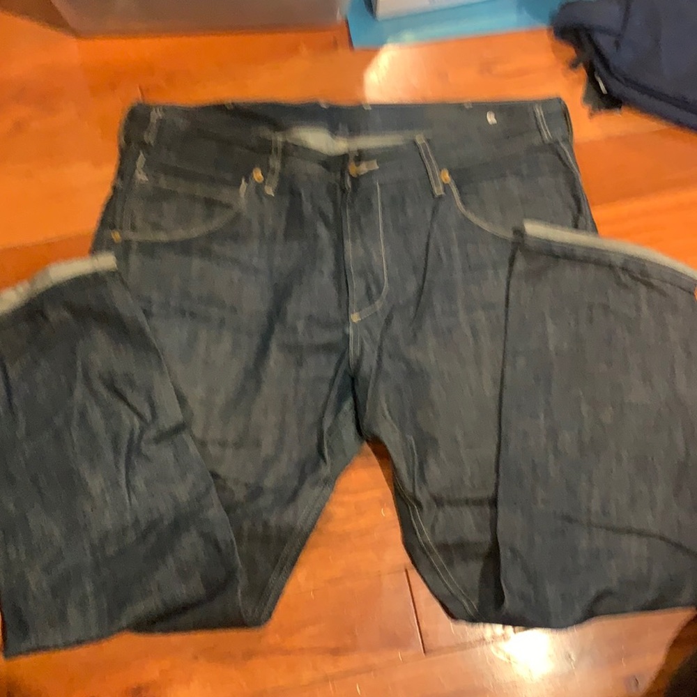 Men’s Levi’s jeans